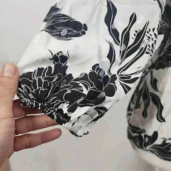 Harve Benard Floral Half Sleeve Keyhole Women's Blouse L - Picture 4 of 8